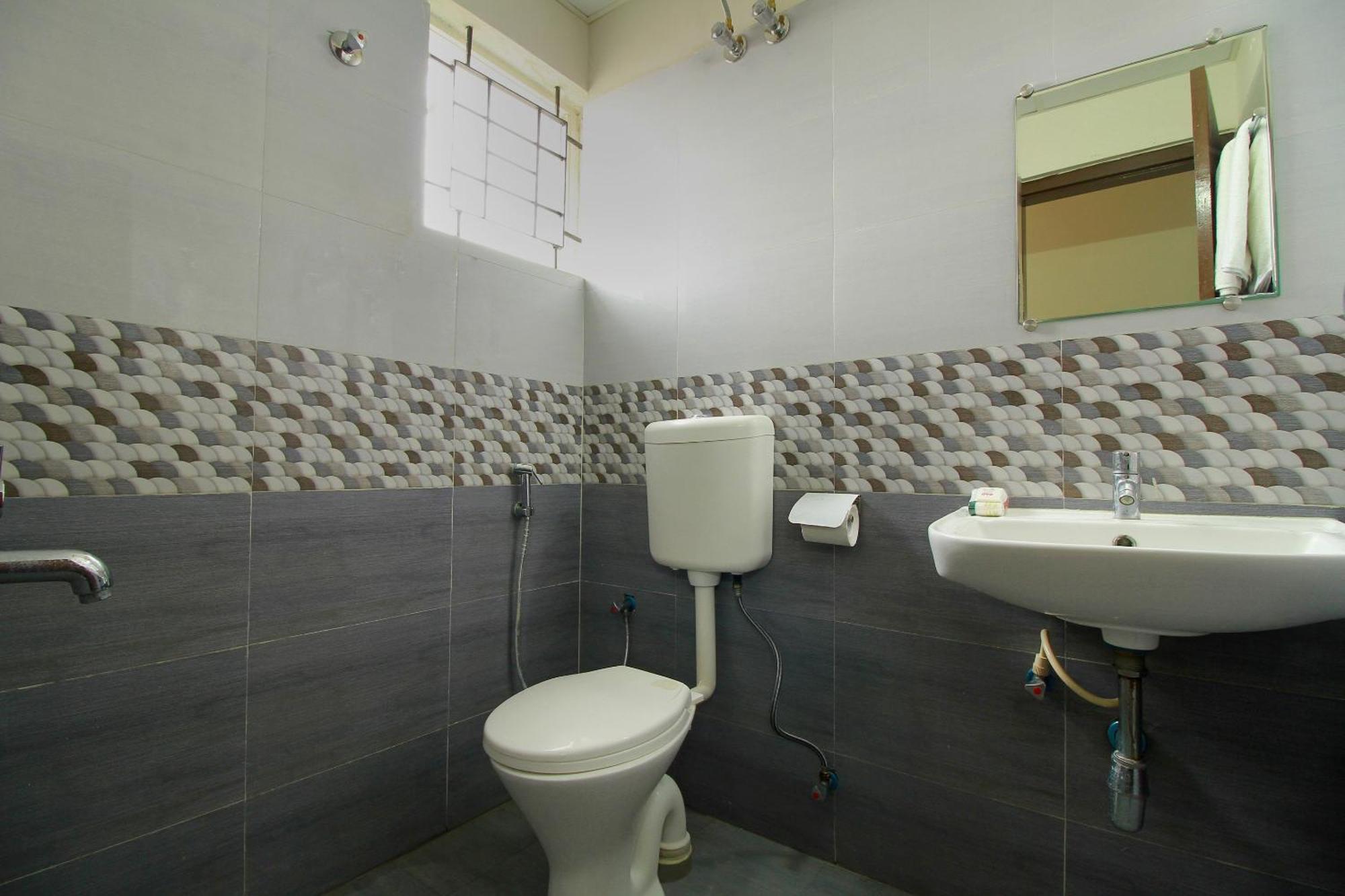 Hotel O Manu Residency Bangalore Exterior photo
