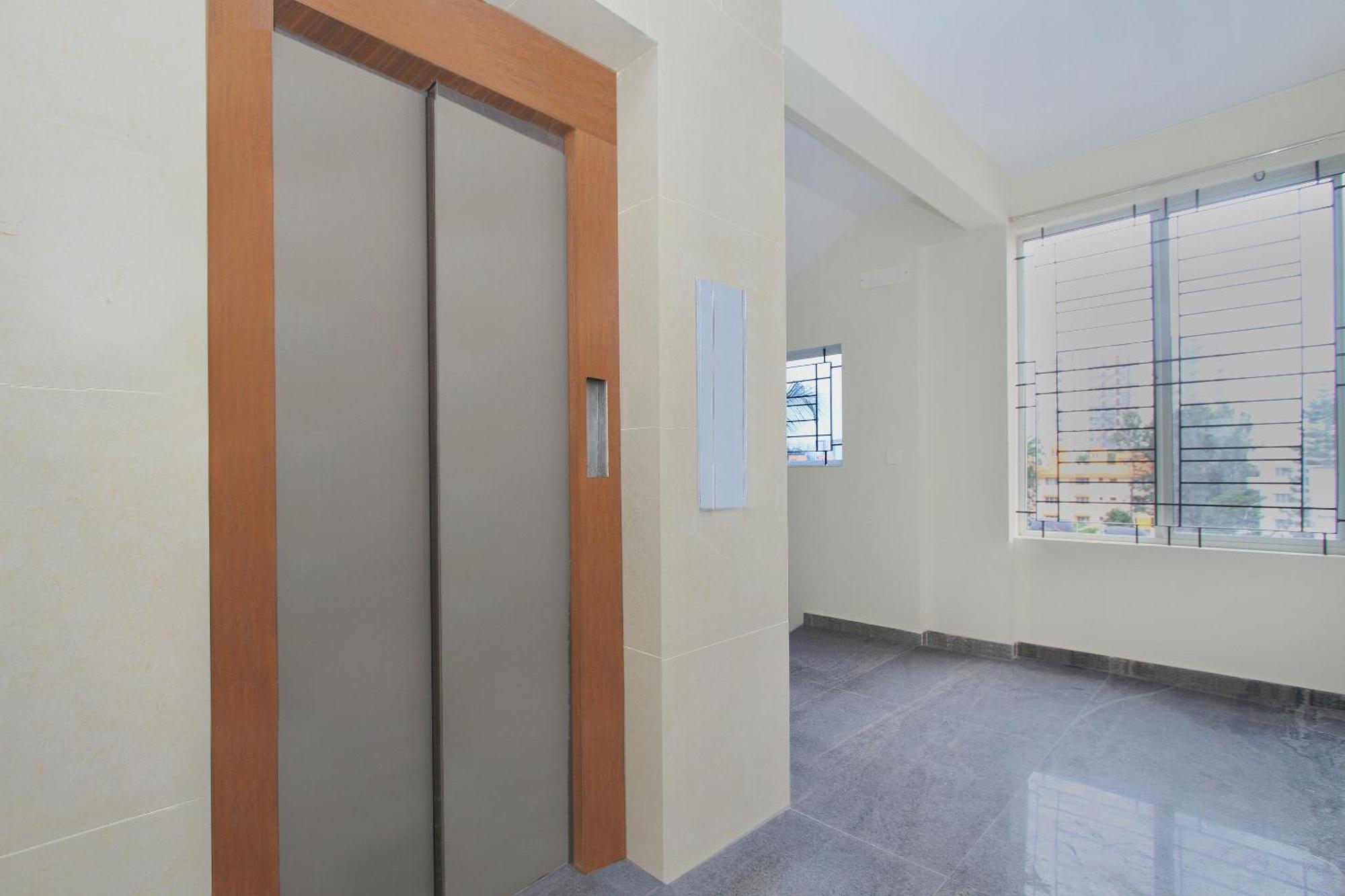 Hotel O Manu Residency Bangalore Exterior photo