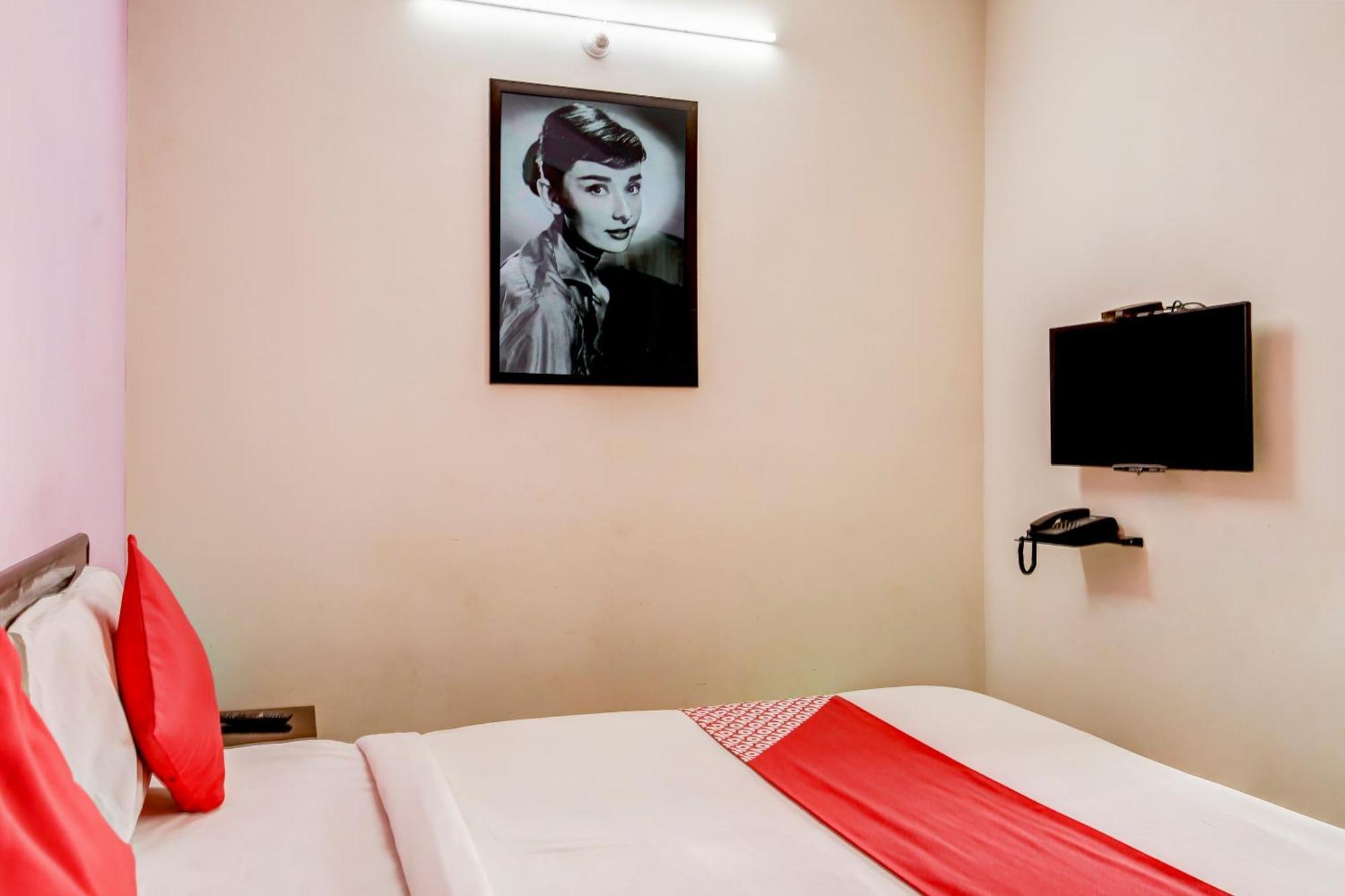 Hotel O Manu Residency Bangalore Exterior photo